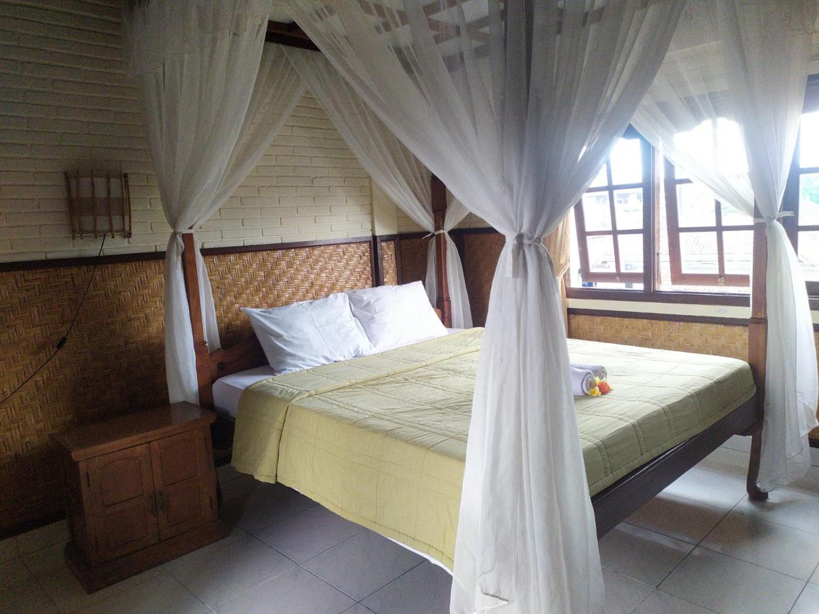พันดก บูลัน แมส Hotel อูบุด ภายนอก รูปภาพ